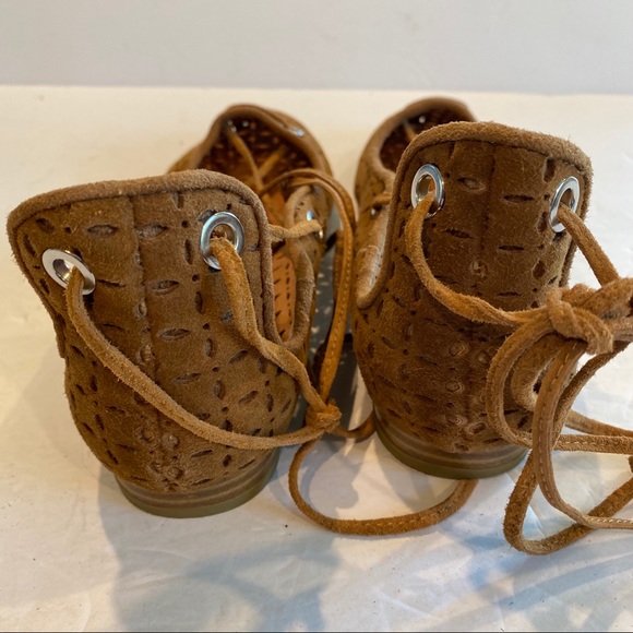 Halogen | Cognac Nella Suede Ghillie Lace Up Flat - Picture 5 of 6